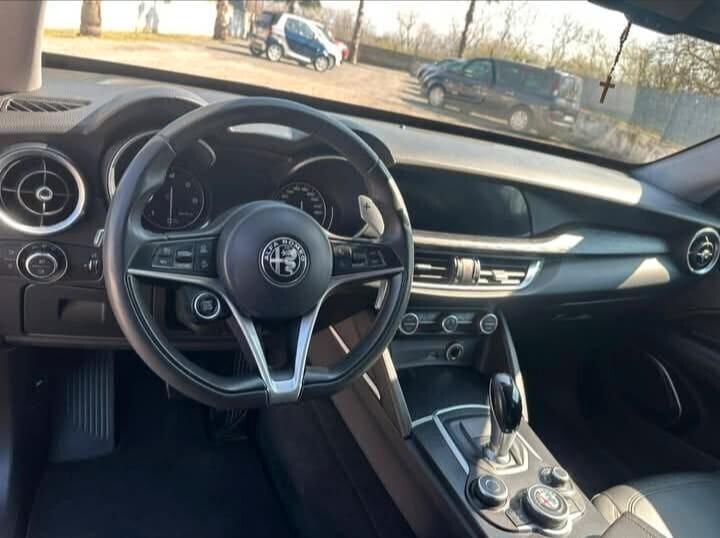 Alfa Romeo Stelvio 2.2 Turbodiesel 190 CV AT8 RWD Business 2018