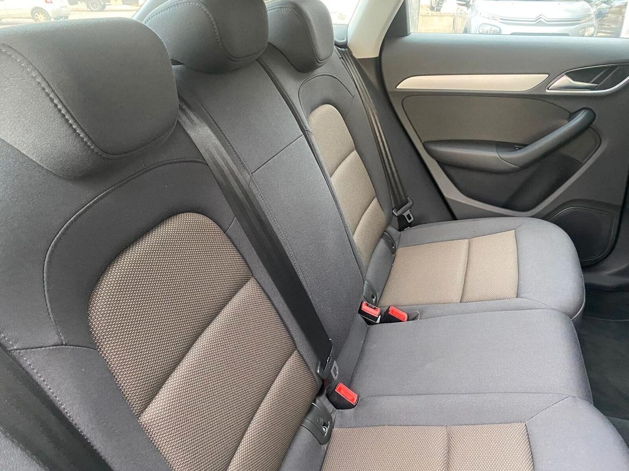 Audi Q3 2.0 TDI 150 CV quattro S tronic Sport