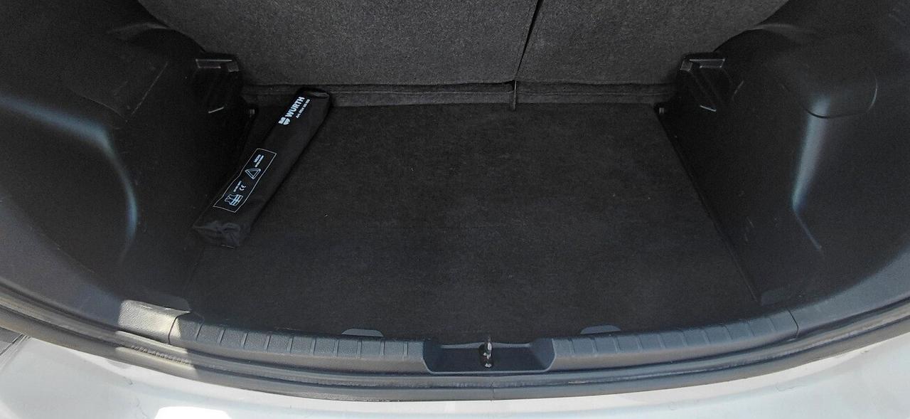 Toyota Yaris 1.5 Hybrid 5 porte Lounge