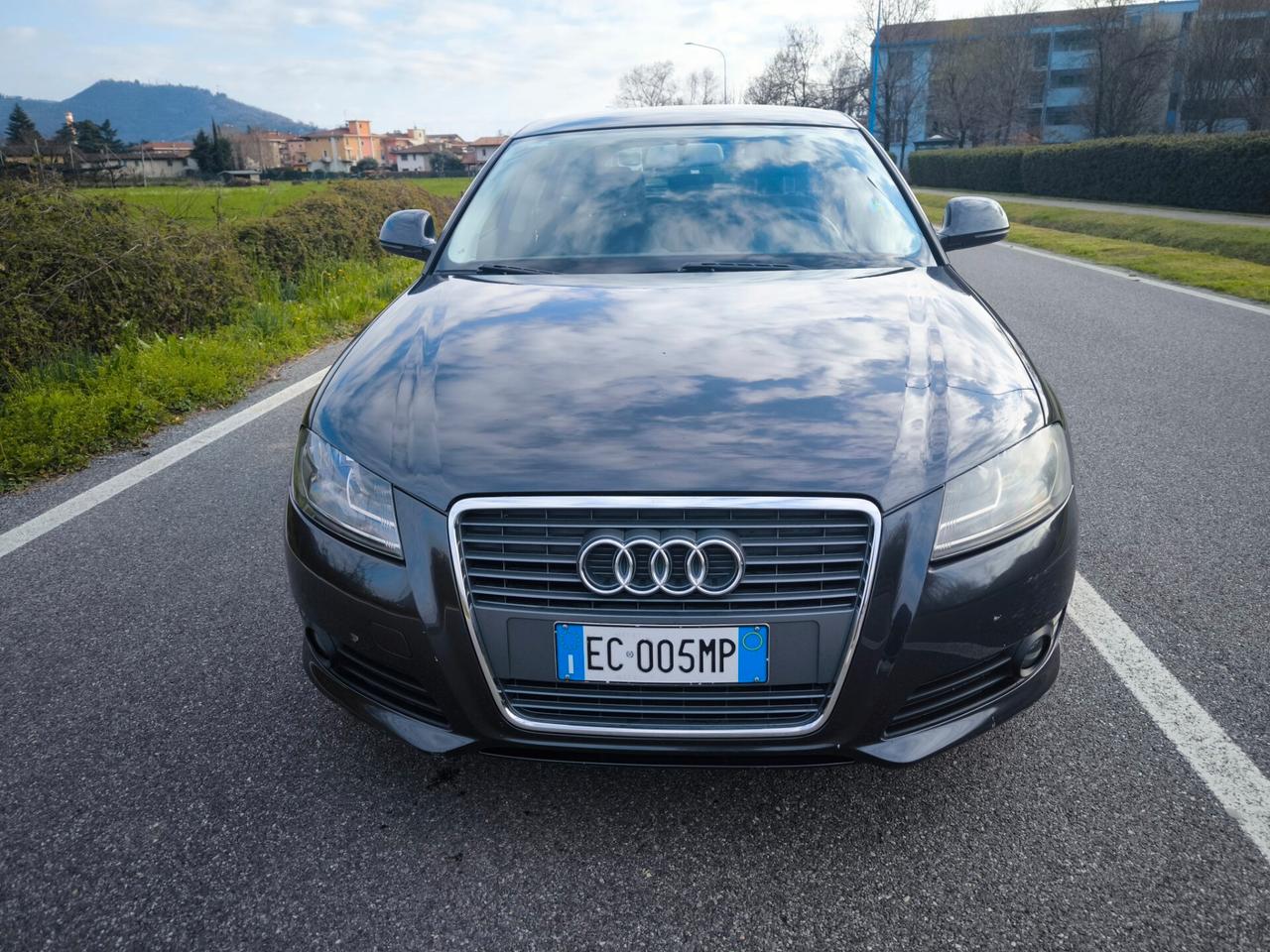 AUDI A3 1,6 TDCI- AMBITION- 90CV- OK NEOPATENTATI