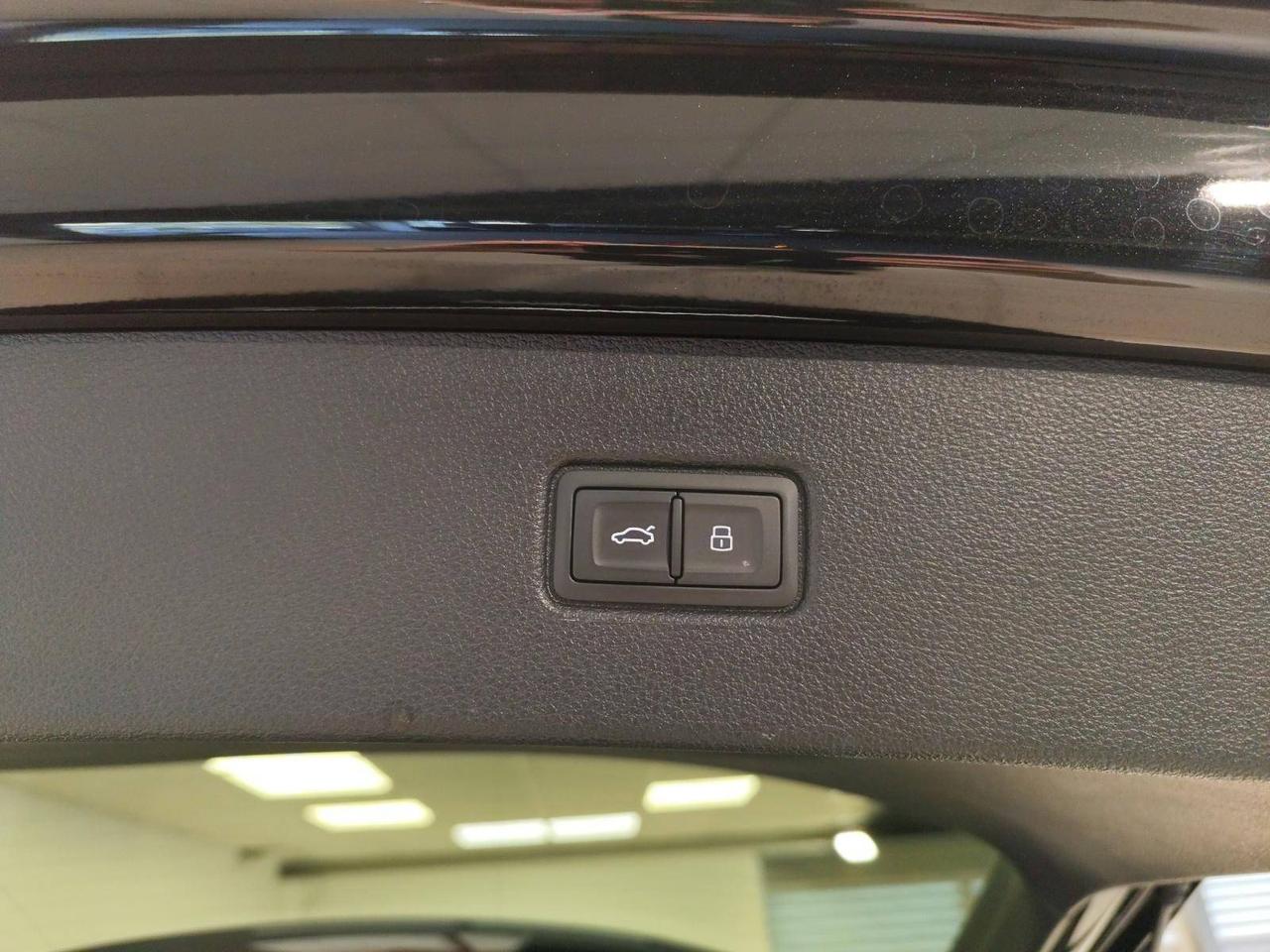 Audi Q7 50 3.0 tdi mhev Business quattro 7 Posti