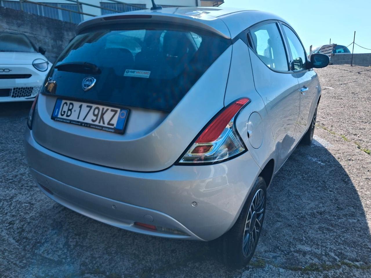 Lancia Ypsilon 1.2 69 CV 5 porte GPL Ecochic Gold