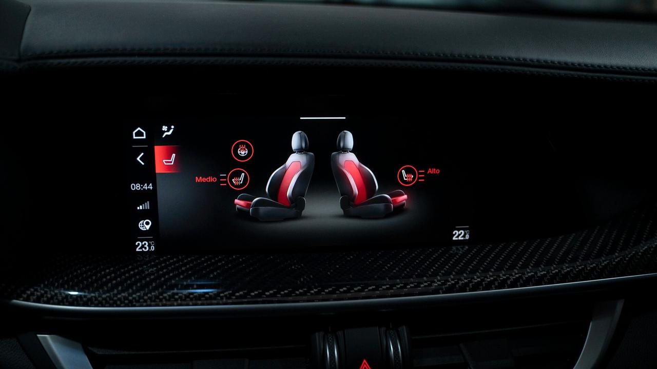 Alfa Romeo Stelvio VELOCE 2.2 Ti Q4 210 CV 20" TETTO CARBON AUTO XENON FULL OPTIONAL