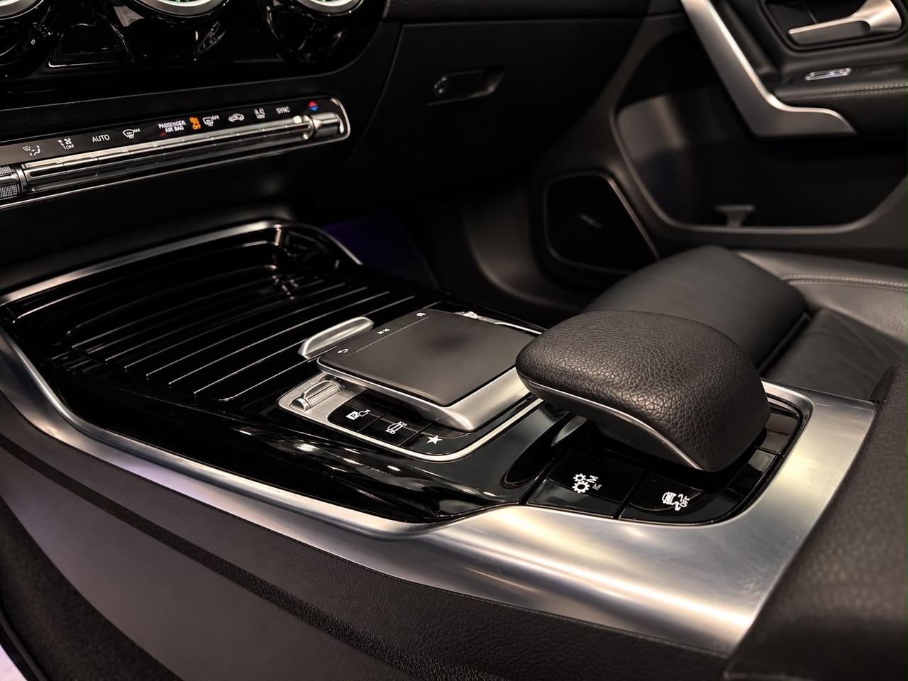 Mercedes-benz A 35 AMG 4MATIC PREMIUM PLUS (225 KW