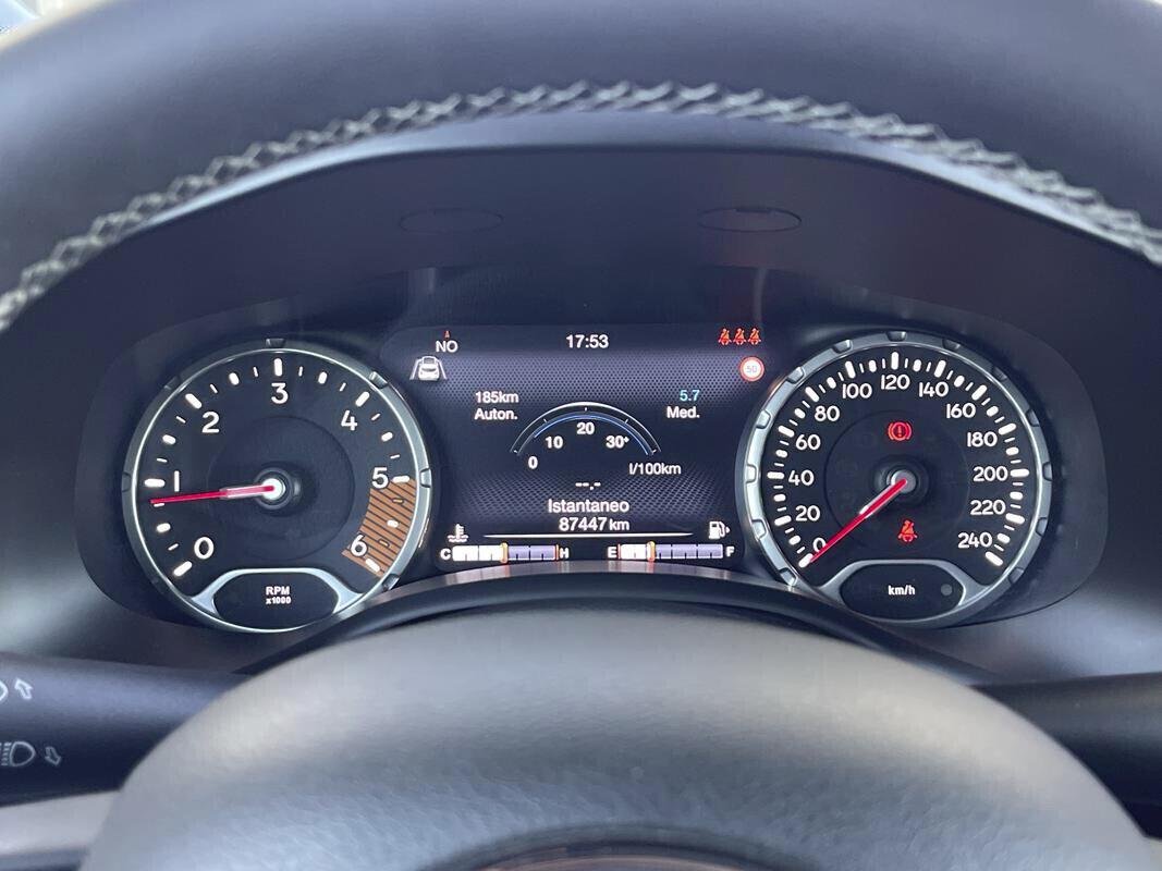 Jeep Renegade 1.6 Mjt 130 CV 80th Anniversary "Navi - Retrocamera - cerchi da 18°- pack black - vetri privacy - Interni specifici 80TH Anniversary in tessuto Premium"