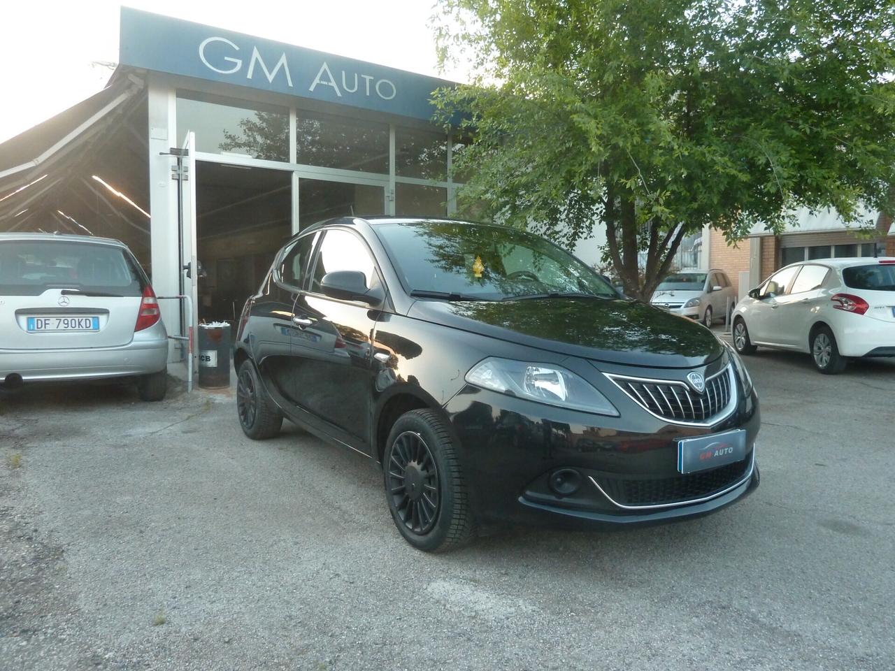 Lancia Ypsilon 1.0 FireFly 5 porte Hybrid UnYca