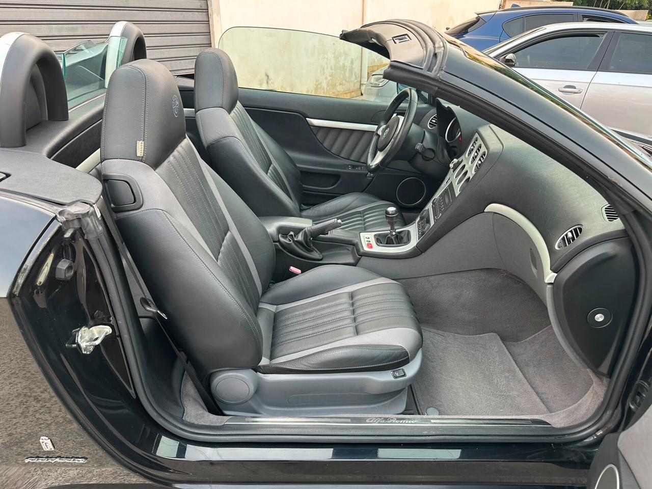 Alfa Romeo Spider 2.4 JTDm 200 cv - 2007