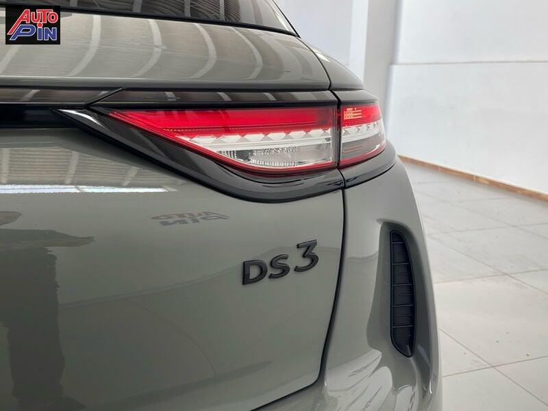 DS DS 3 PureTech 100 Performance Line