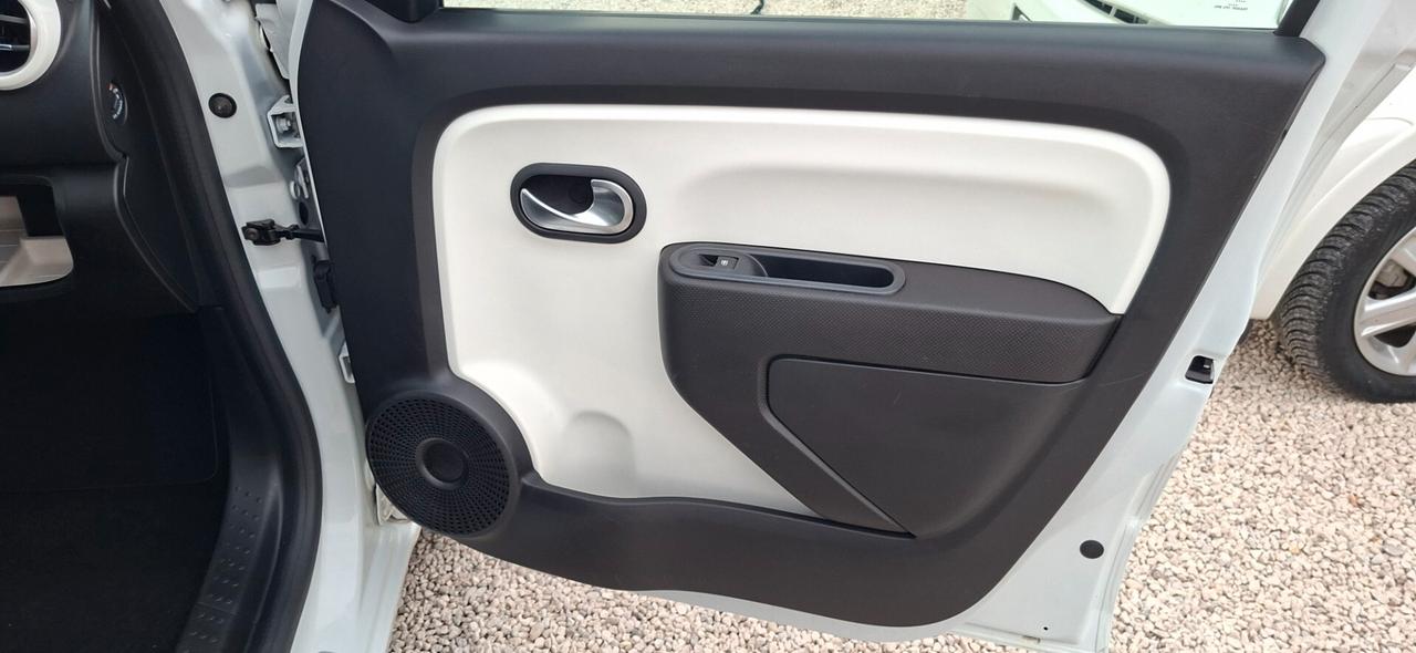 Renault Twingo Sce Limited garanzia 12 mesi no obbligo finanziamento