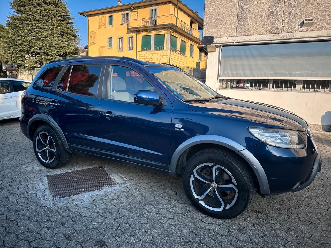 Hyundai Santa Fe 2.2 CRDi VGT aut.Dyn. Sun 4WD