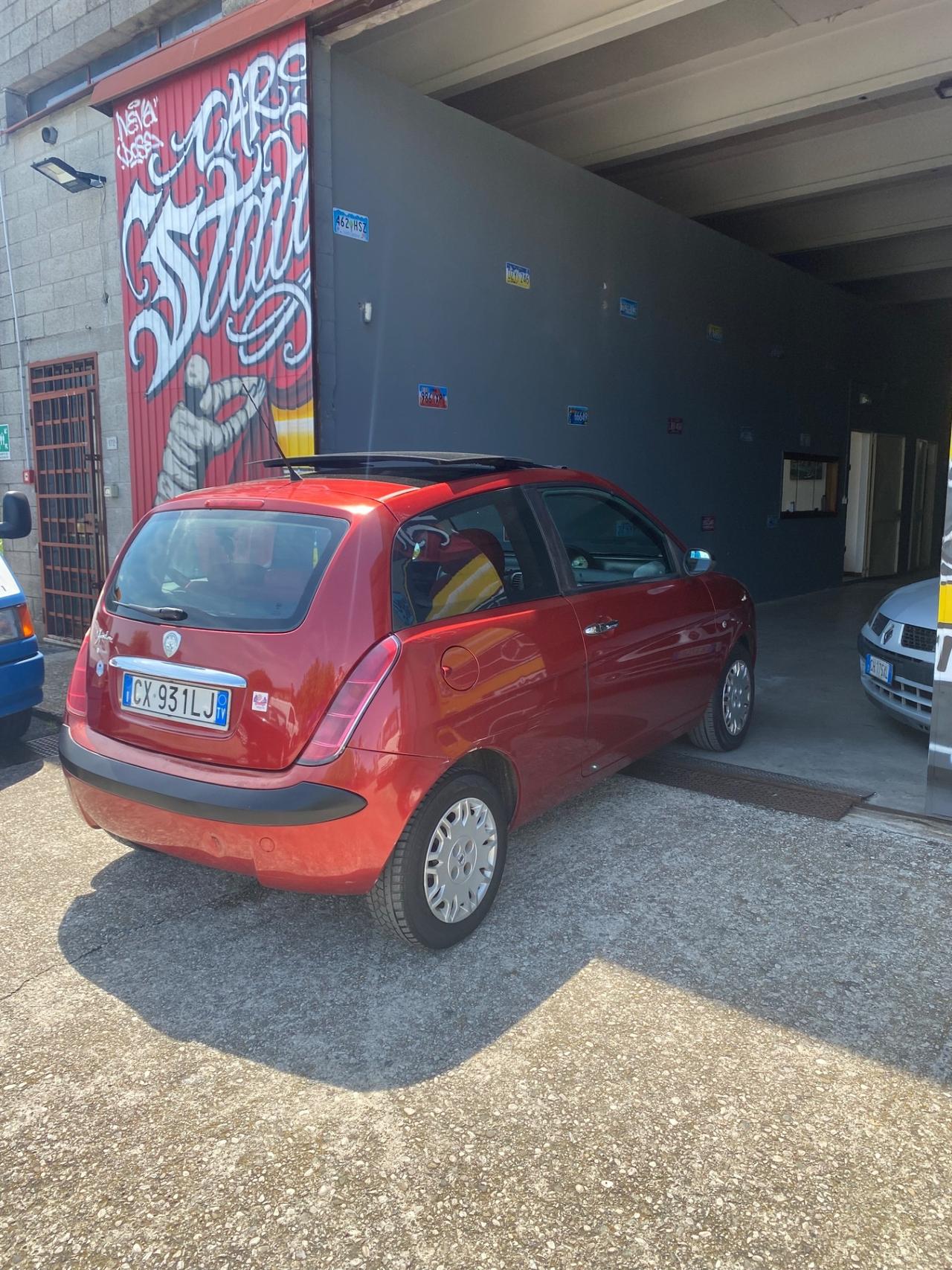 Lancia Ypsilon 1.2 Oro neopatentato Tettuccio
