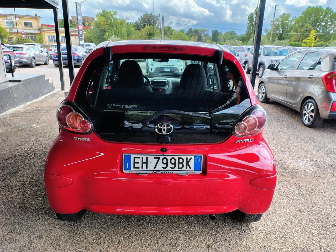 Toyota Aygo 1.0 12V VVT-i 5 porte Deep Ocean Connect