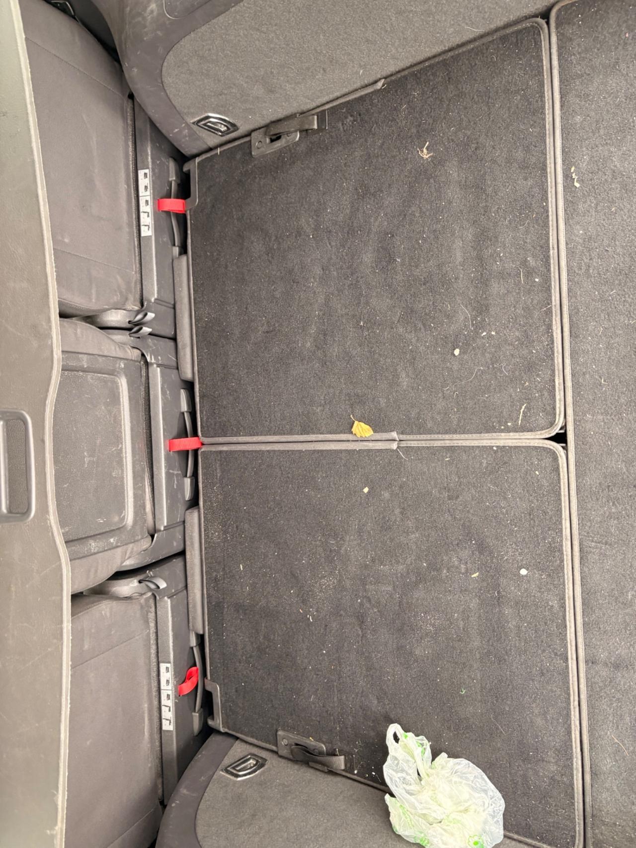 Volkswagen Touran 2.0 TDI 140 CV DSG Highline