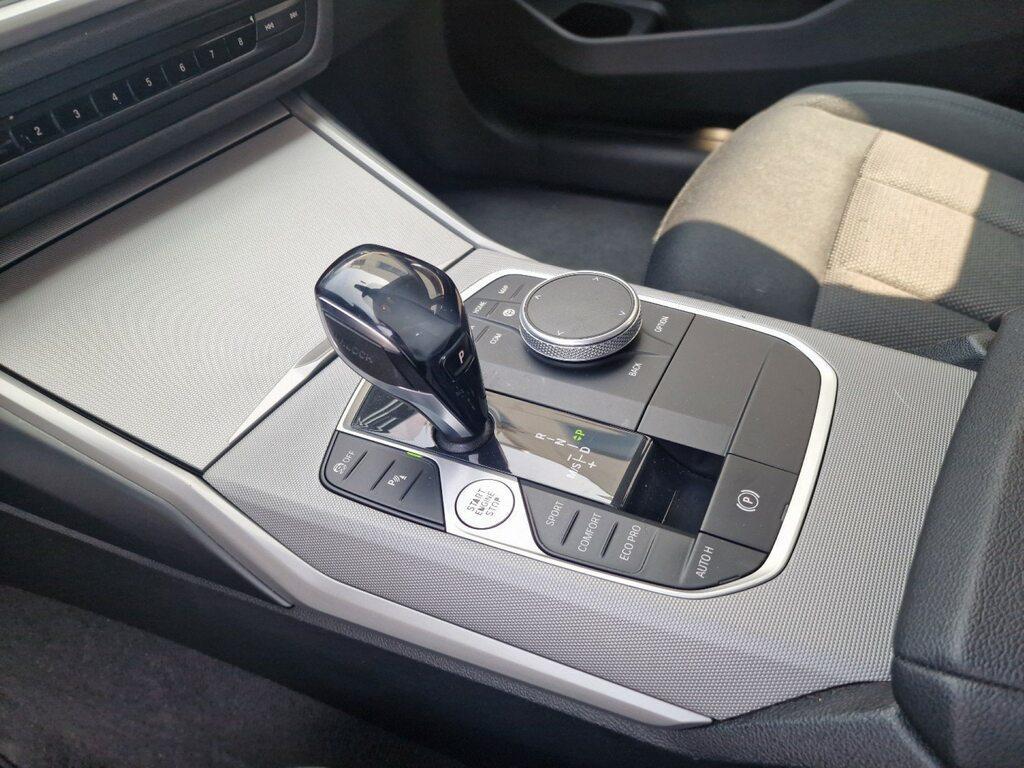 BMW Serie 3 Touring 318 d Mild Hybrid 48V Business Advantage Steptronic