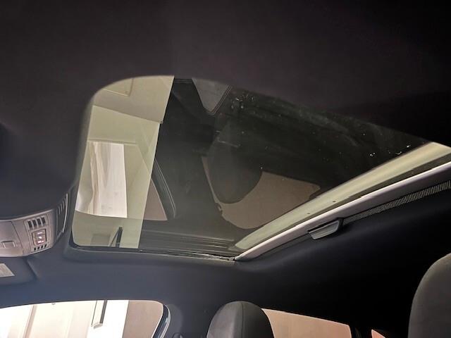 Volkswagen Taigo 1.0 TSI 115 CV R-Line