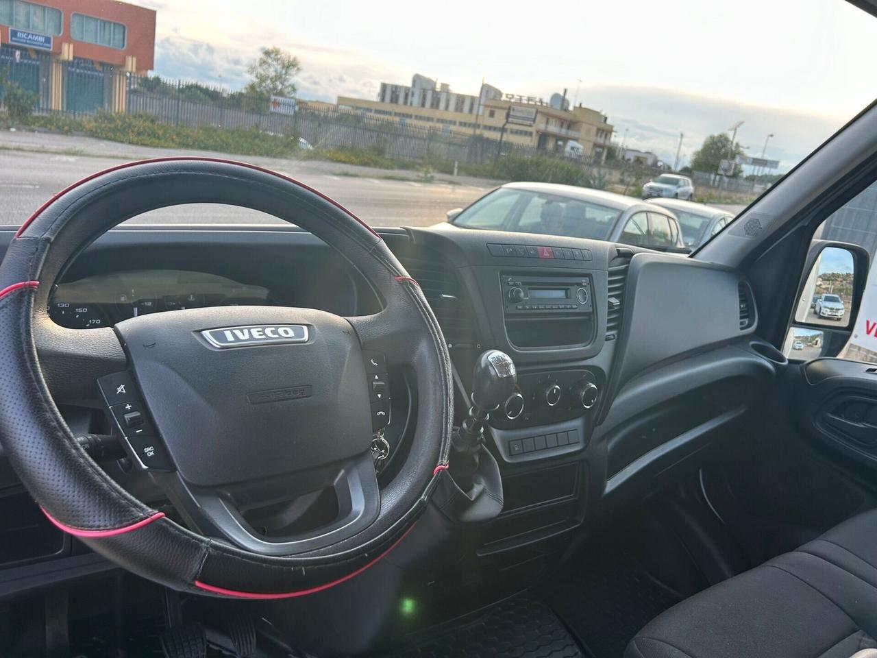 IVECO DAILY 35-13 CASSONE CON CENTINA