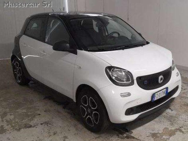SMART ForFour NEOPATENTATI Forfour eq Passion my19 TG : FZ017HK