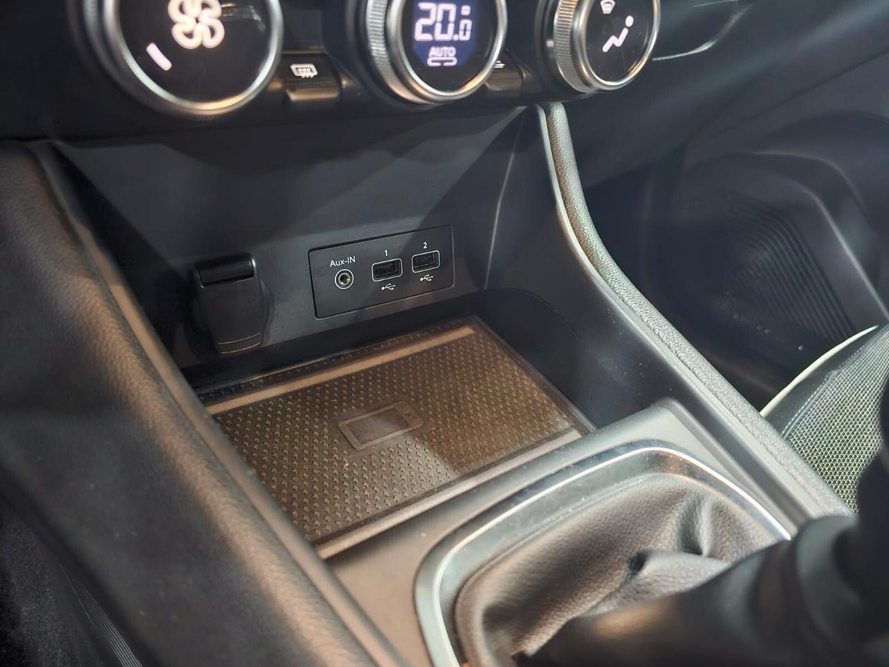 NUOVA RENAULT CAPTUR INTENS ENERGY BICOLOR EDITION 1.0 TCE 101CV B/GPL