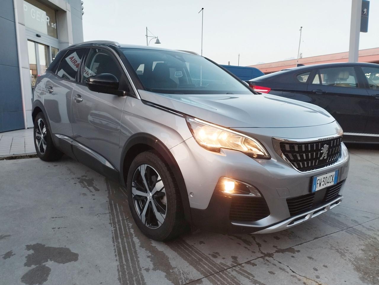 Peugeot 3008 BlueHDi 130 S&S EAT8 Allure