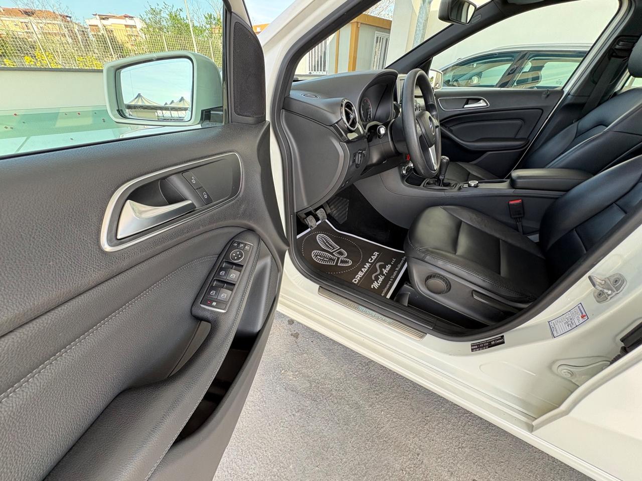 Mercedes-benz B 180 200 CDI BlueEFFICIENCY Premium