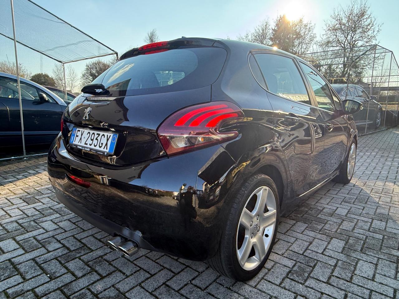 Peugeot 208 BlueHDi 75 5p Allure