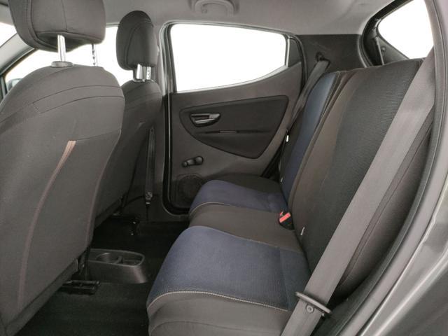LANCIA Ypsilon 1.2 69 CV 5 porte S Momodesign