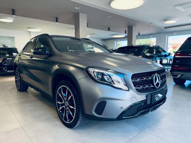 Mercedes-Benz GLA 180 d Premium AMG auto