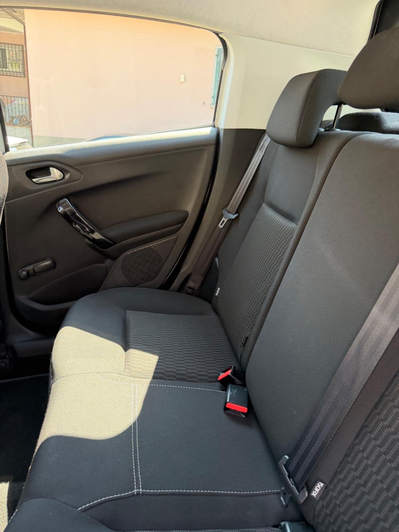 Peugeot 208 S&S 5P ALURE KMCERT UNICOPR