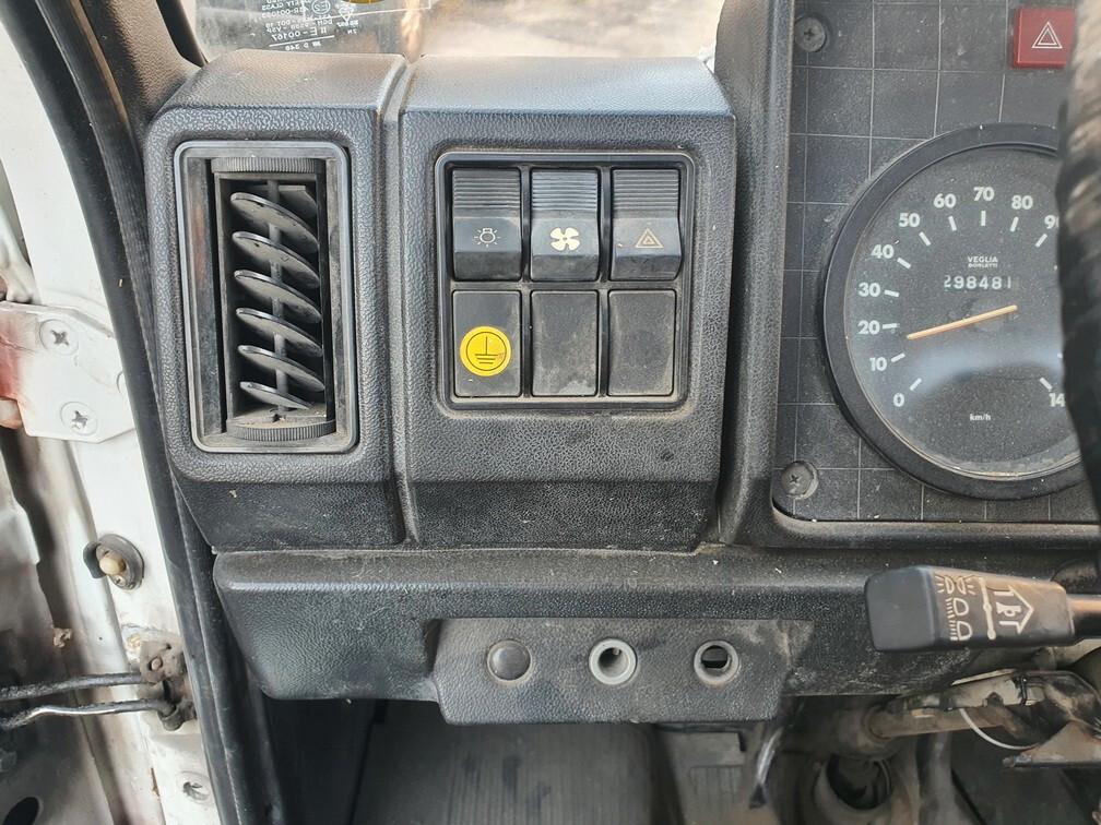 Iveco Daily I 35-8 2.4 D 72CV Cassone Fisso