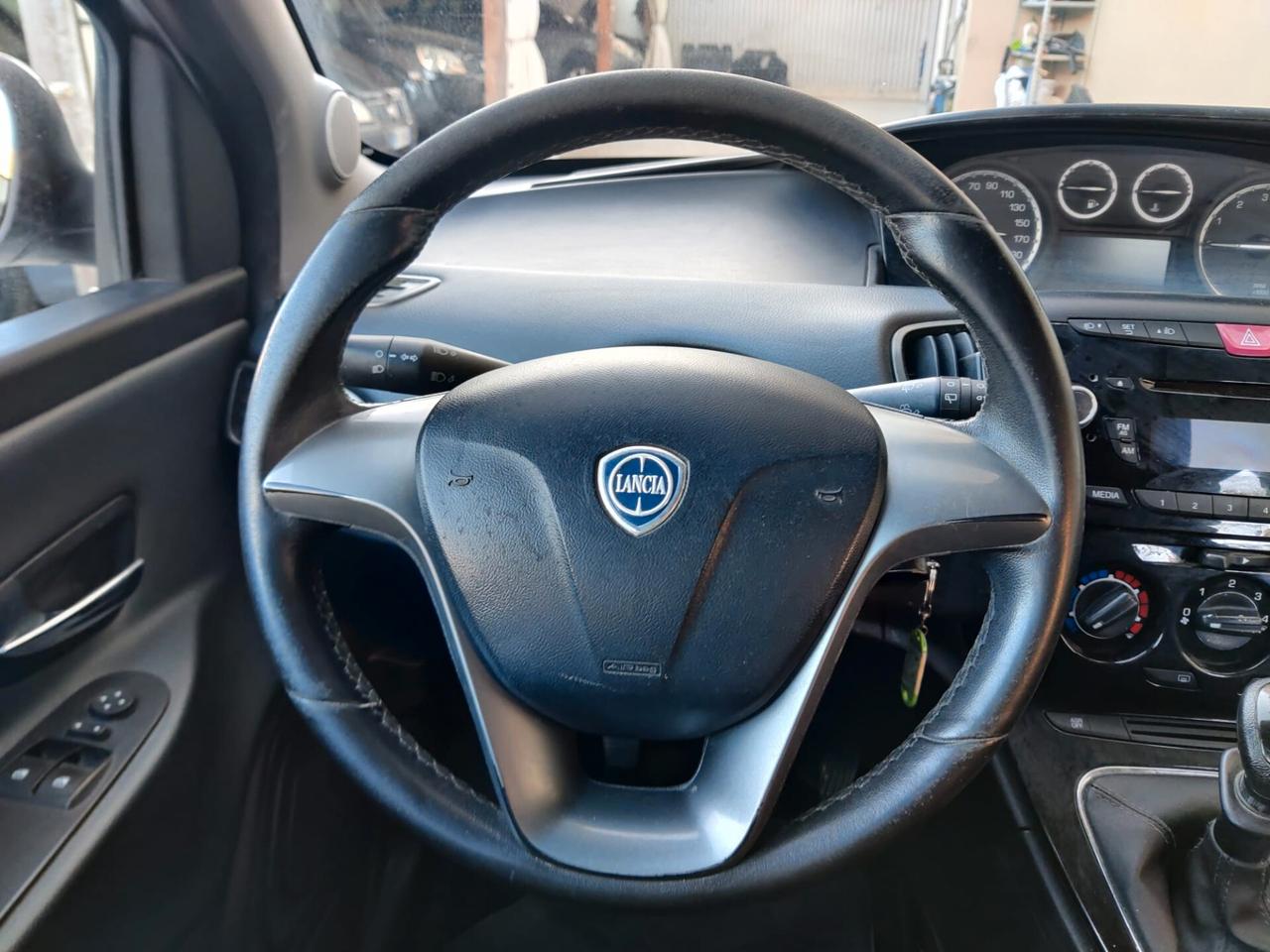 Lancia Ypsilon 1.2 Benzina