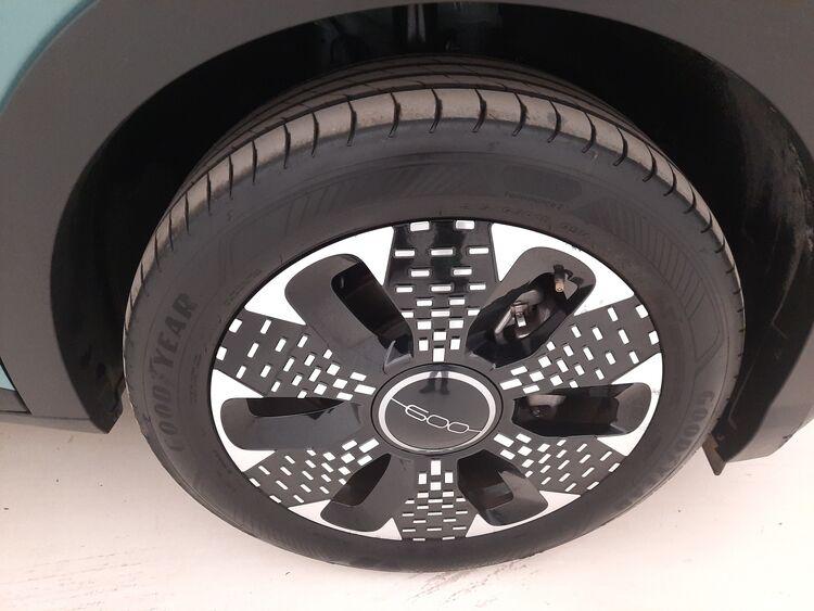 Fiat 600 Hybrid La Prima DCT BR727687 1.2 Mild Hybrid 101CV