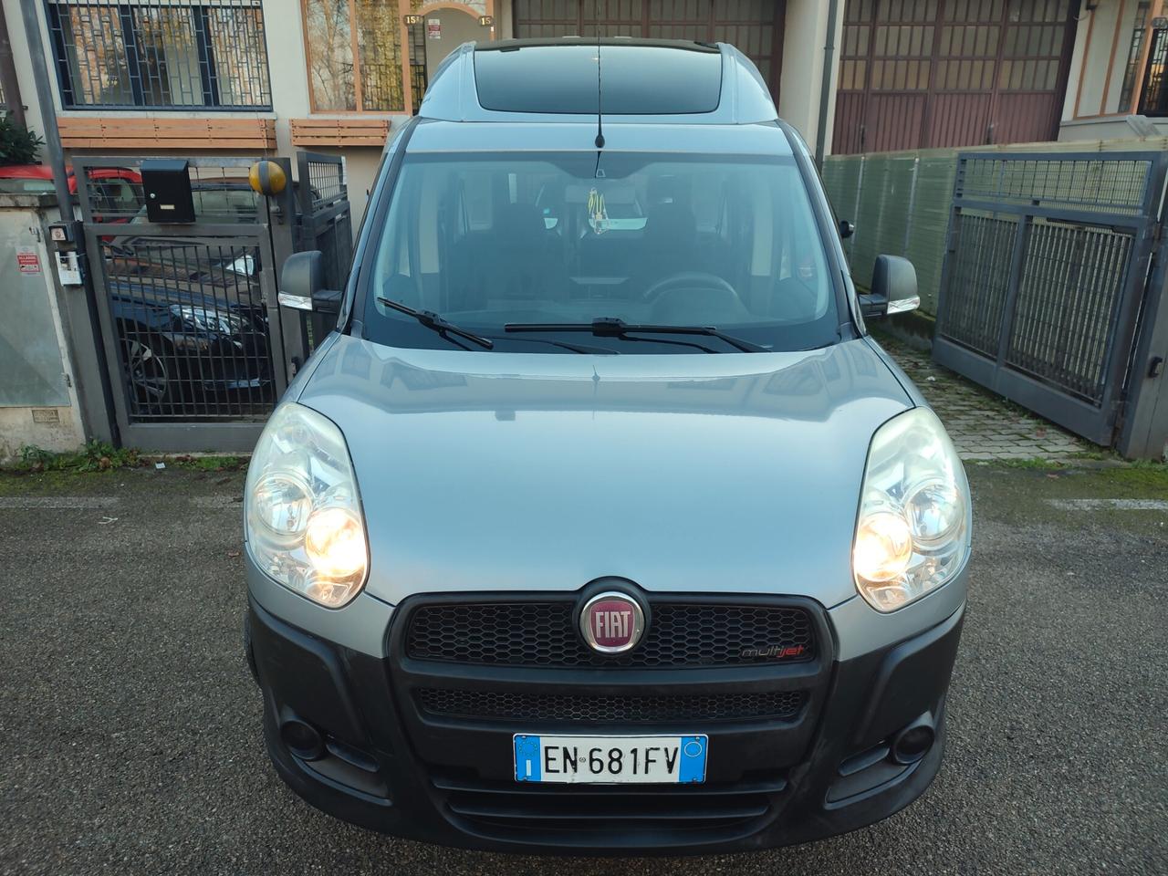 FIAT DOBLO PER I DISABILI 1.6MJT POCHI KM AUTOMATICO