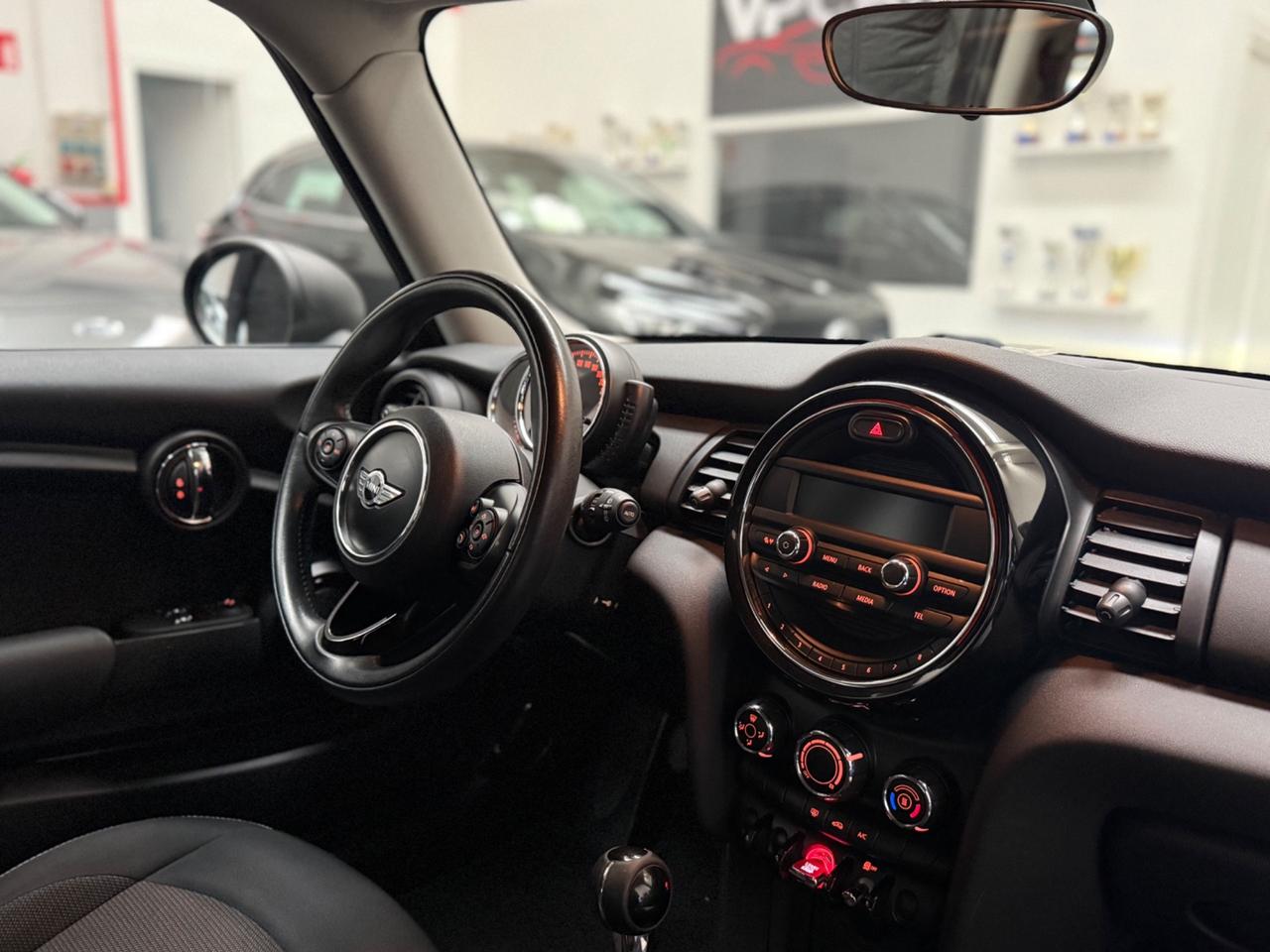 Mini 1.2 benzina 75cv