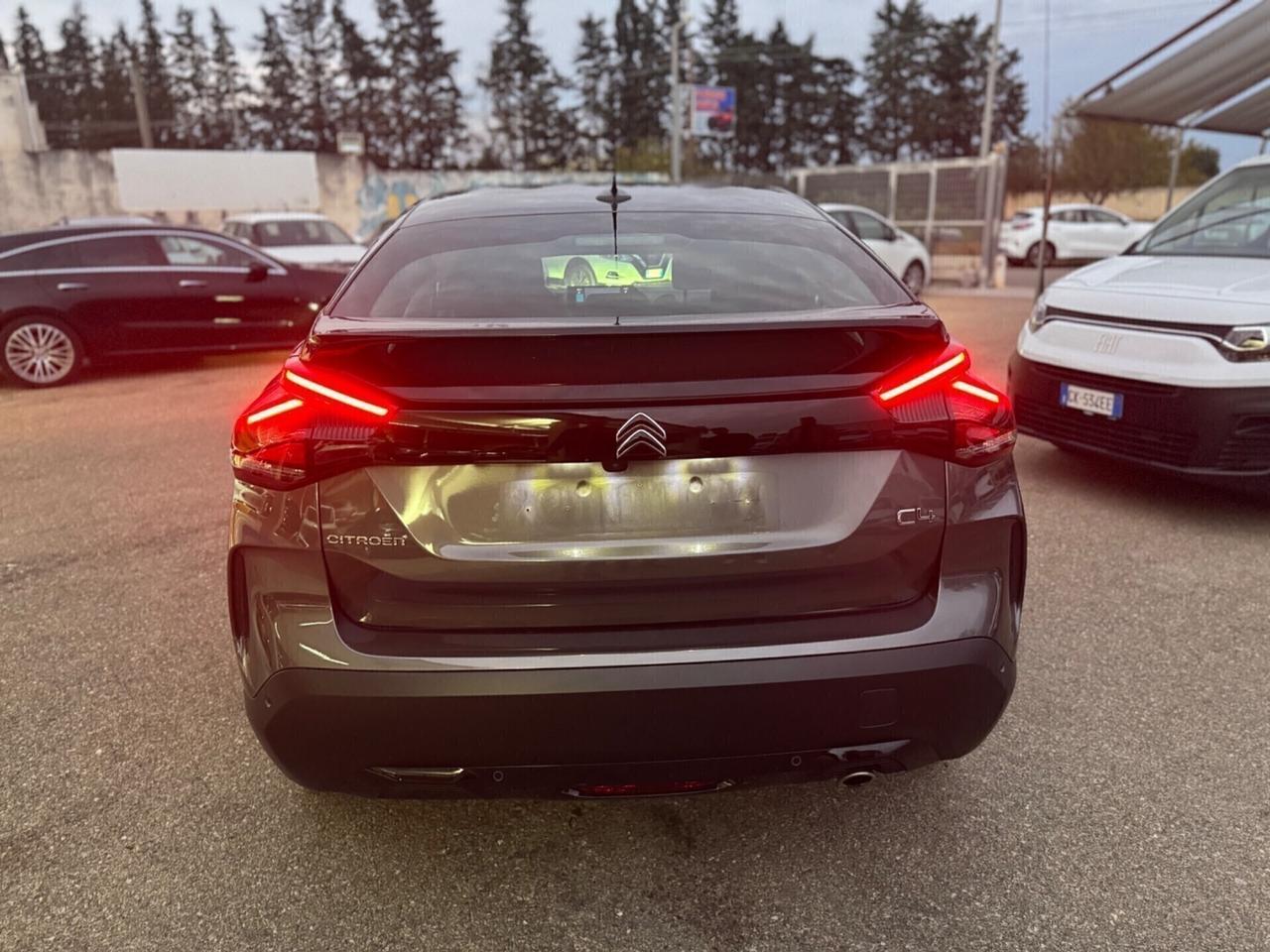 Citroen C4 BlueHDi 130 EAT8 Shine retrocam Sensori