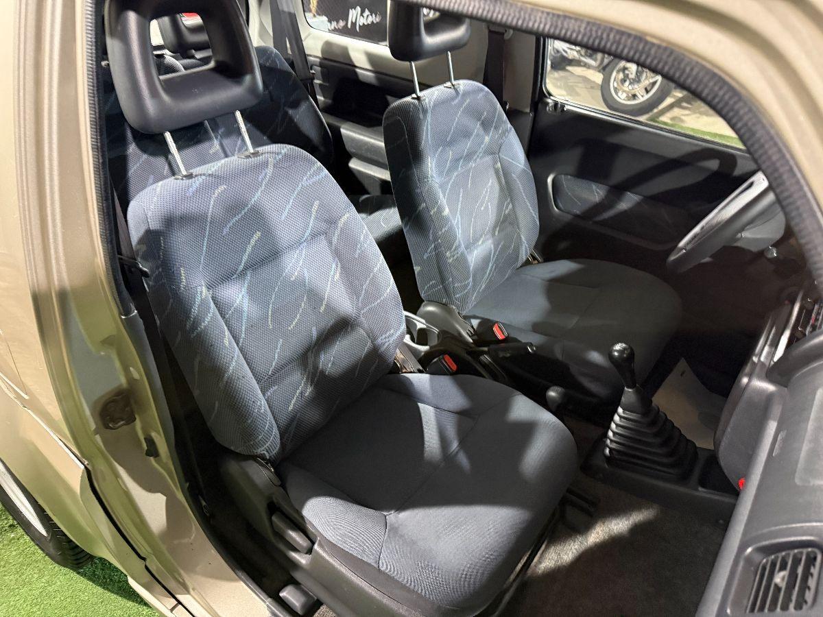 SUZUKI - Jimny 1.5 ddis td 4wd