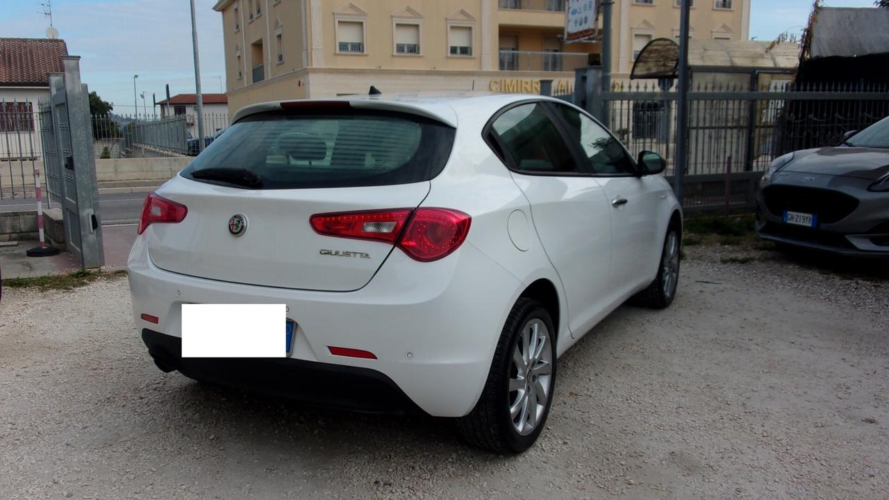 Alfa Romeo Giulietta 1.4 Turbo 120 CV GPL Super
