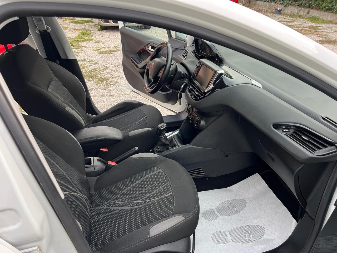 Peugeot 208 1.6 e-HDi 92 CV Stop&Start 5 porte Allure