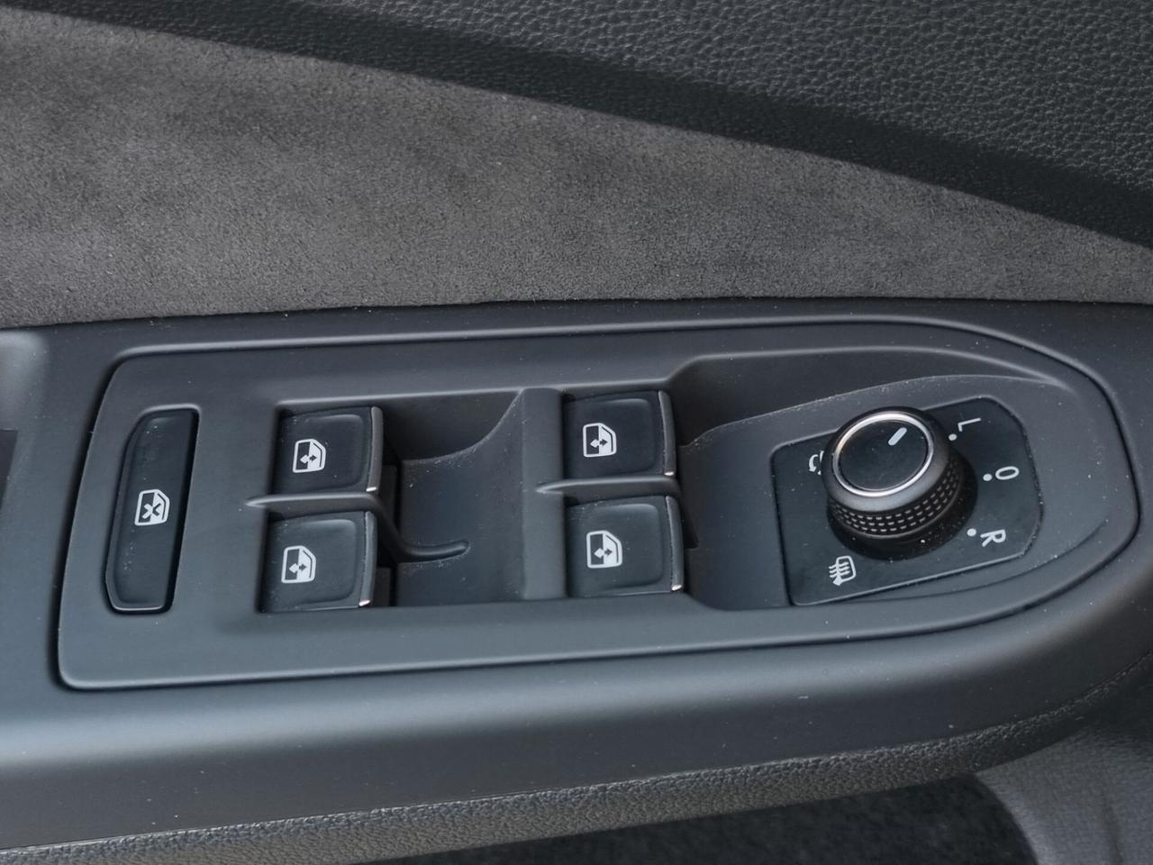 Volkswagen Golf VIII 2.0 tdi Style 150cv dsg