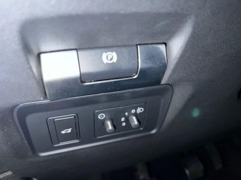 Land Rover RR Evoque Range Rover Evoque II Range Rover Evoque 2.0d i4 R-Dynamic fwd 150cv