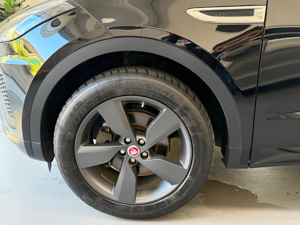 Jaguar E-Pace 2.0D 150 CV AWD aut. R-Dynamic S