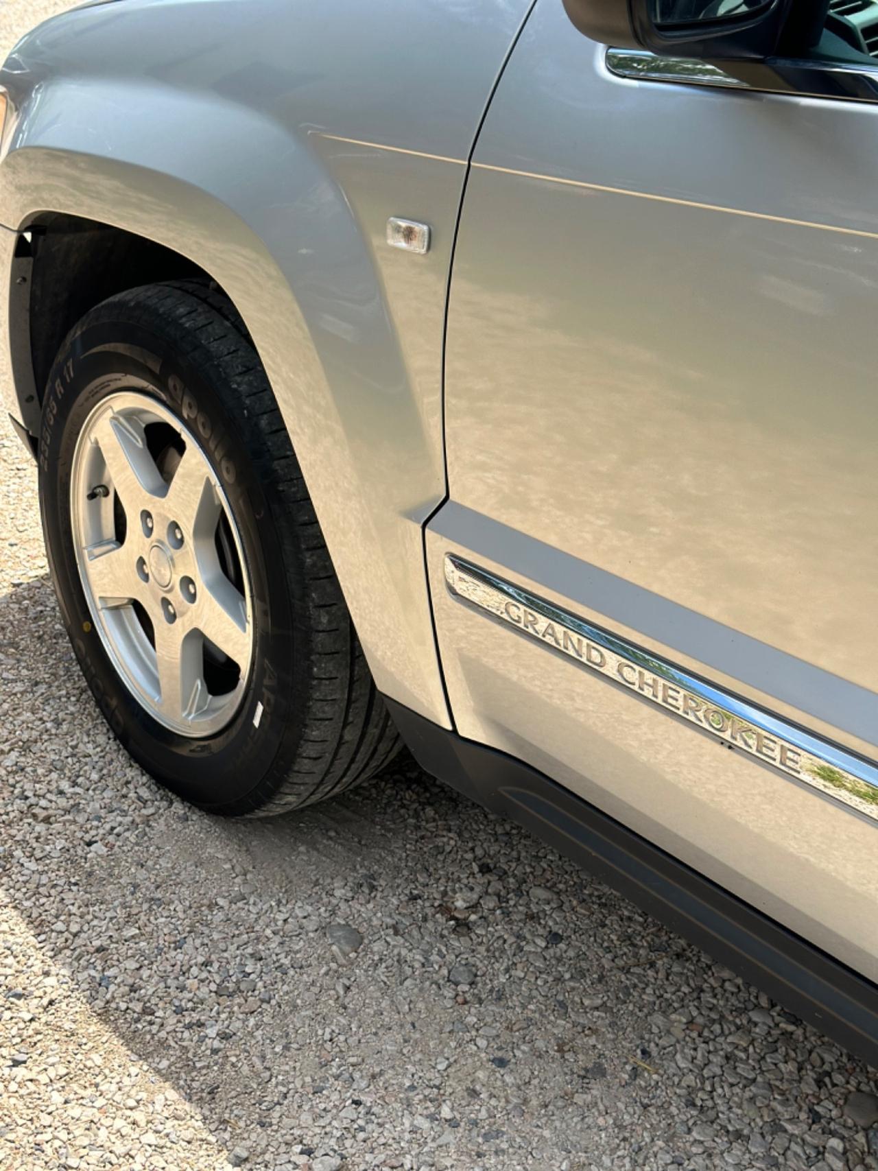 Jeep GRAND CHEROKEE 3.0 V6 CRD OVERLAND KMCERT UNICOPR GARANZ