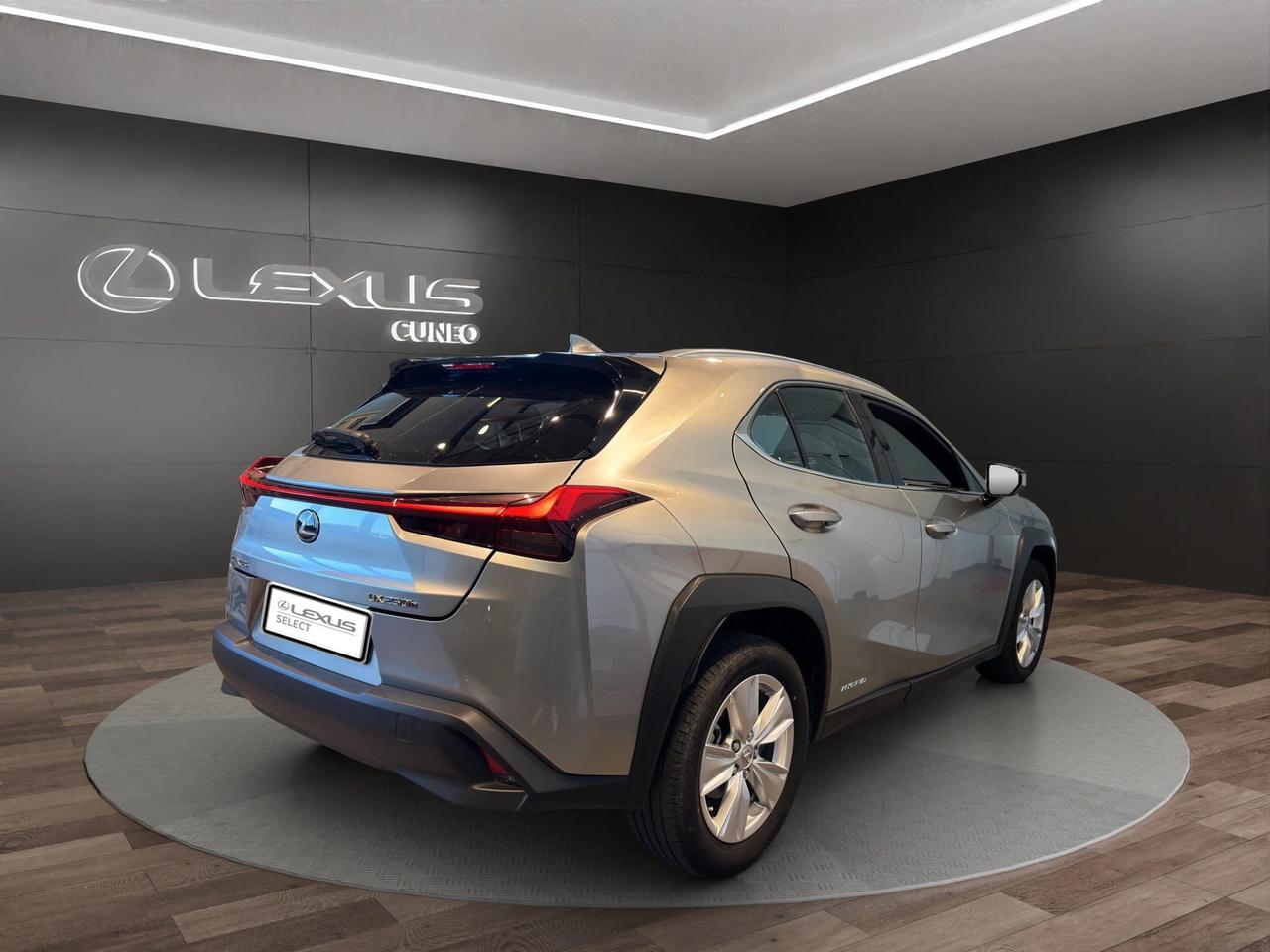 Lexus UX 250h 2.0 Business 2wd cvt