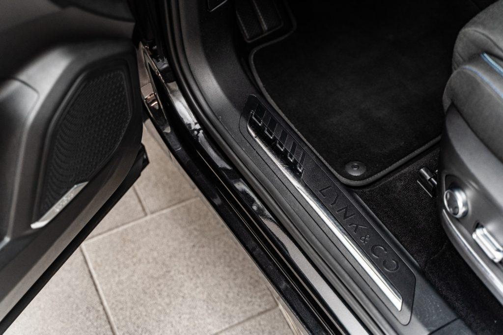 LYNK & CO 01 PHEV