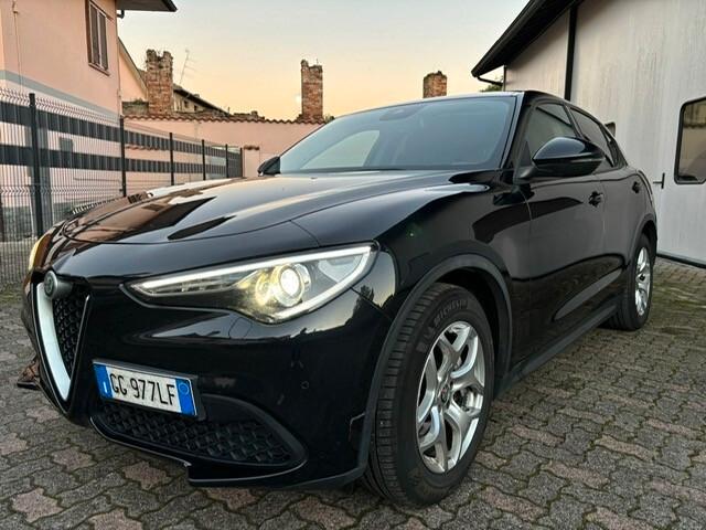 Alfa Romeo Stelvio 2.2 Turbodiesel 190 CV AT8 RWD Executive