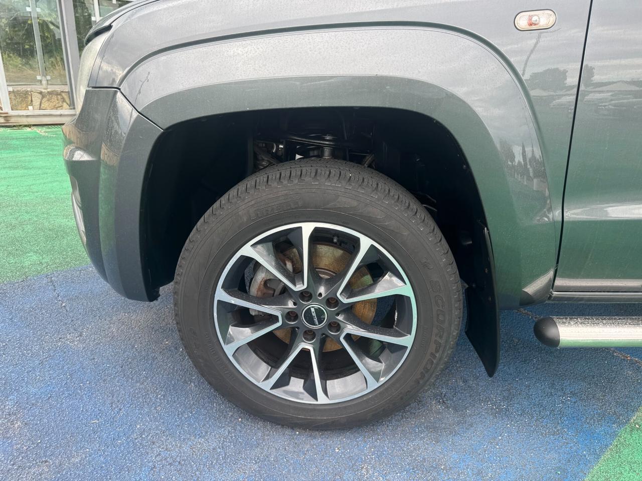 Volkswagen Amarok 3.0 V6 TDI 4MOTION BMT permanente aut. DC Highline
