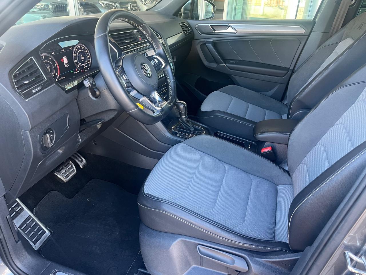 Volkswagen Tiguan 2.0 bitdi Executive R-Line 4motion 240cv dsg