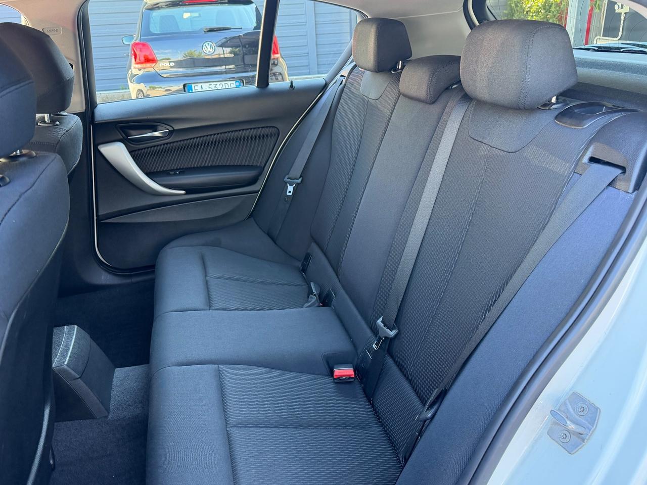 Bmw 114i 5p. Urban