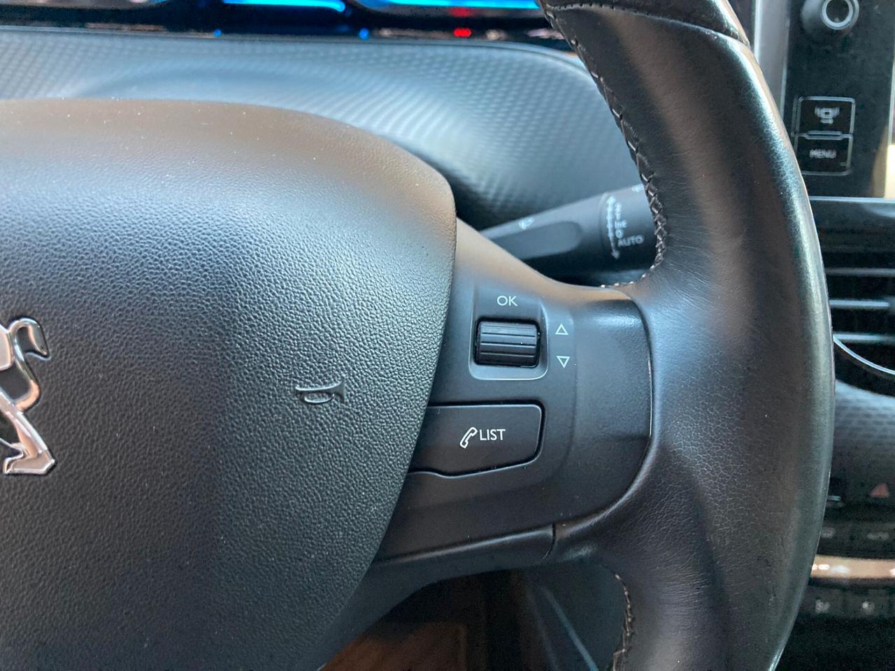 Peugeot 2008 1.6 e-HDi - 90000km! - 2014