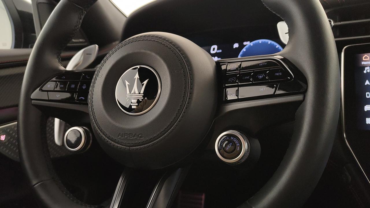 MASERATI Grecale 3.0 V6 Trofeo 530cv auto