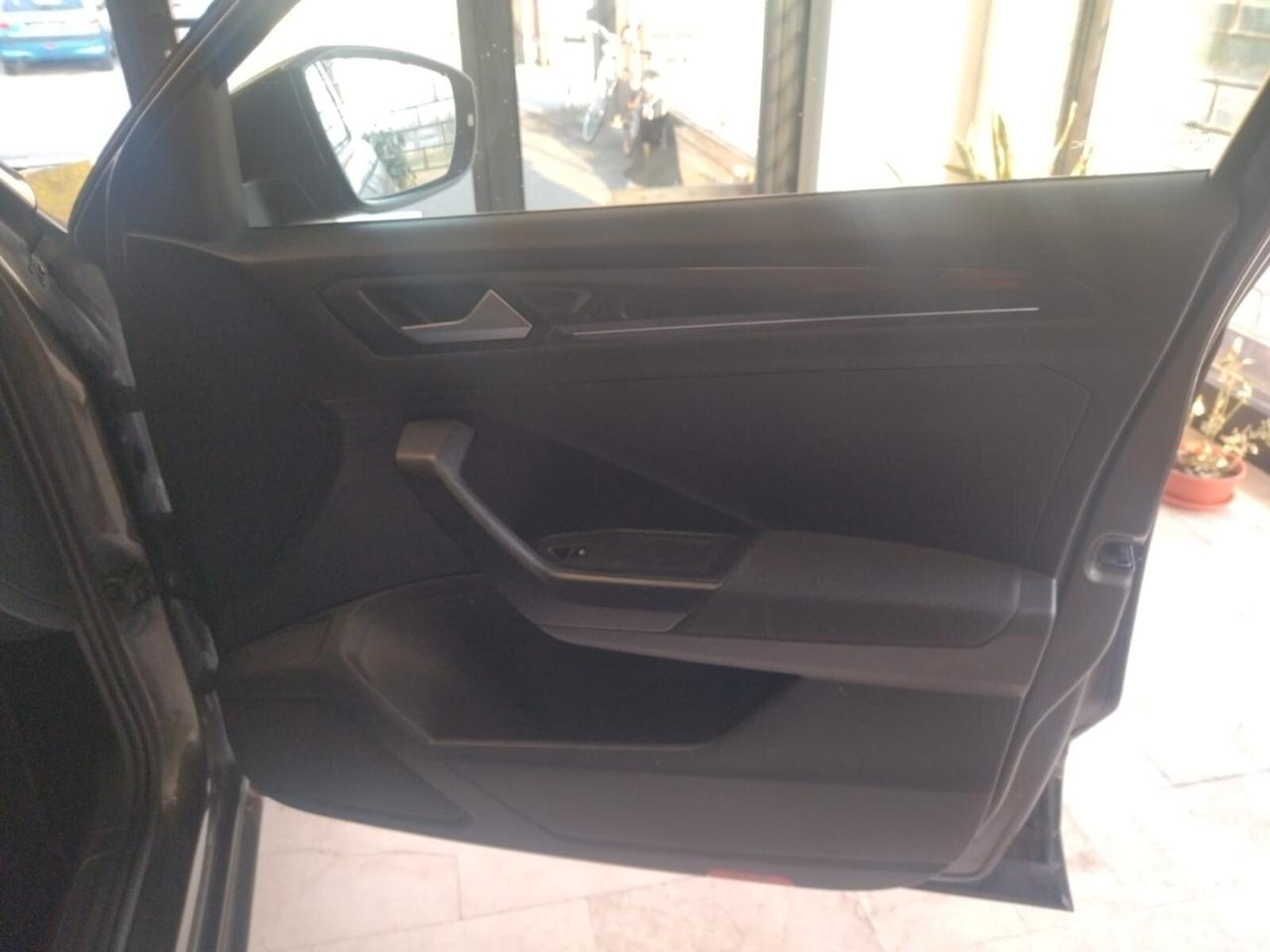 Volkswagen T-Roc 1.5 TSI DSG Advanced BlueMotion Technology